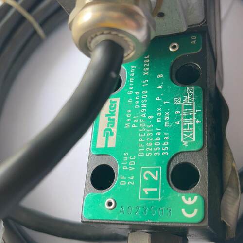 议价D1FPE50FA9NS0015 XG204 比例阀 Parker液压工控元件维修