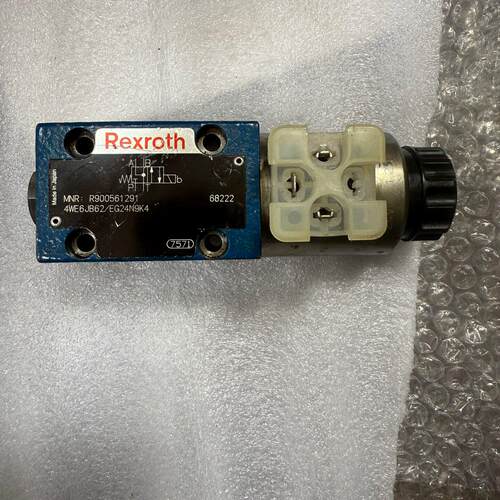 议价R900561291 4WE6JB62/EG24N9K4 力士乐电磁阀 液压换向阀维修