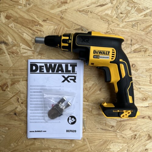 DEWALT得伟链带螺丝钉枪