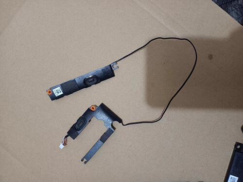 戴尔D3570  15-3000 15-5000  喇叭 屏轴