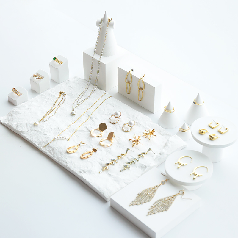白色石膏首饰展示架戒指托