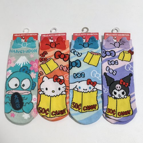日单 可爱卡通HelloKitty丑鱼玉桂狗 成人袜子 短袜