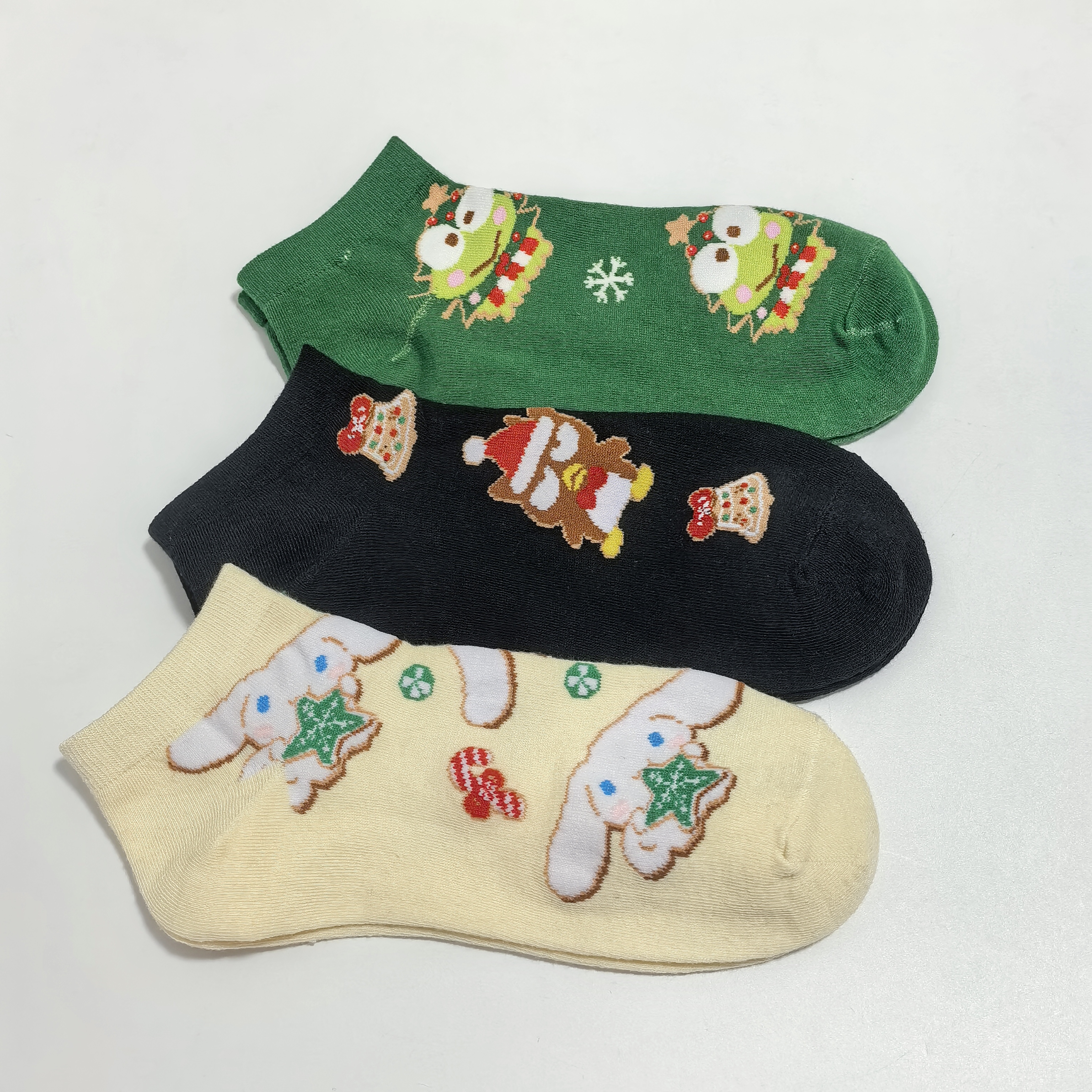 日单 可爱卡通酷企鹅大眼蛙 圣诞主题成人袜子 短袜