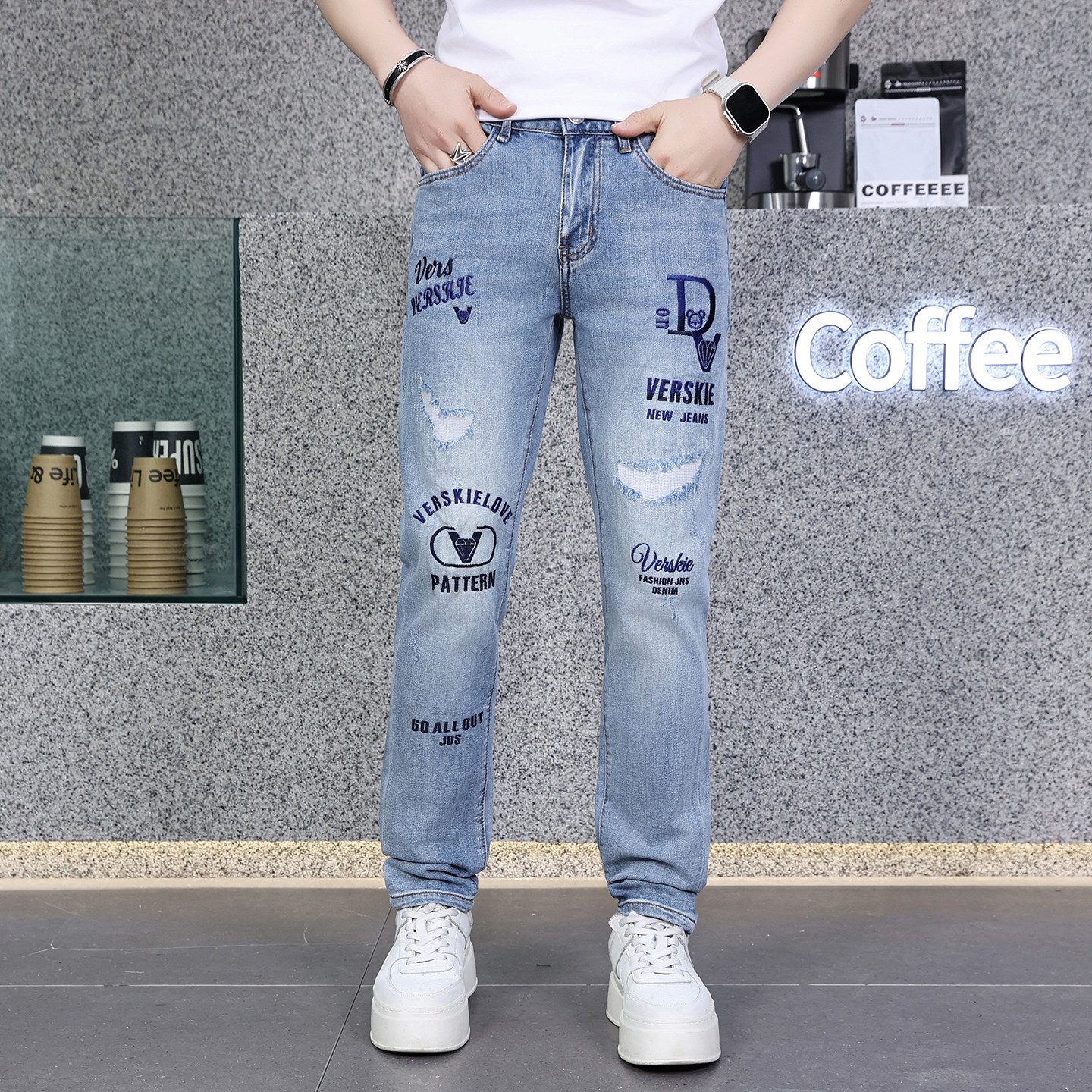 潮牌破洞烫钻刺绣复古牛仔裤男款春季修身小脚休闲百搭长裤子潮流