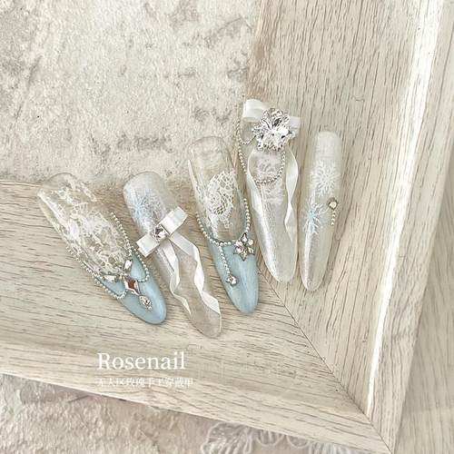 雪时冬日圣诞冰沙穿戴甲