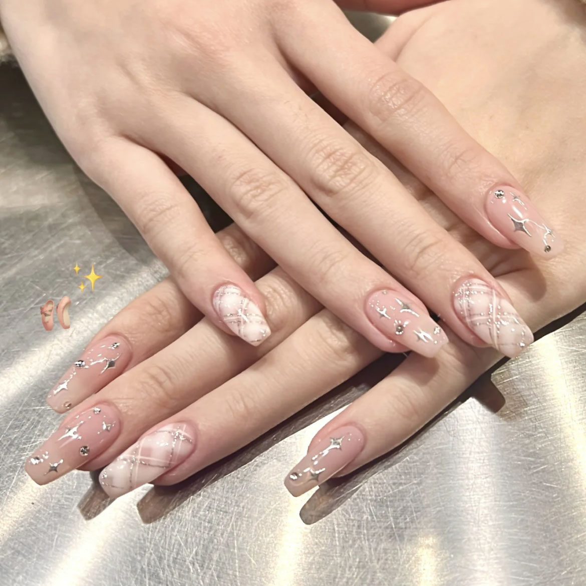 公主日记美甲嫩嫩粉穿戴美甲显白可爱格纹可拆卸甲片穿戴甲221,彩妆/香水/美妆工具,美甲工具,淘宝优惠券,粉丝福利购,淘宝优惠卷