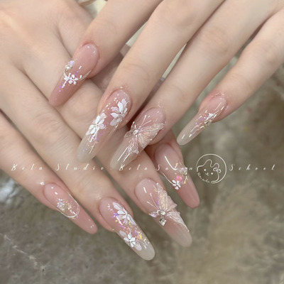 蝴蝶花花粉嫩春日长款穿戴甲