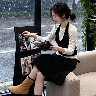 巨好看的早秋挂脖马甲叠穿长袖T恤女2025年秋季新款小个子穿搭