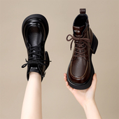 轻便加绒短靴显瘦41大码 平底圆头气质百搭马丁靴女2025新款 秋季