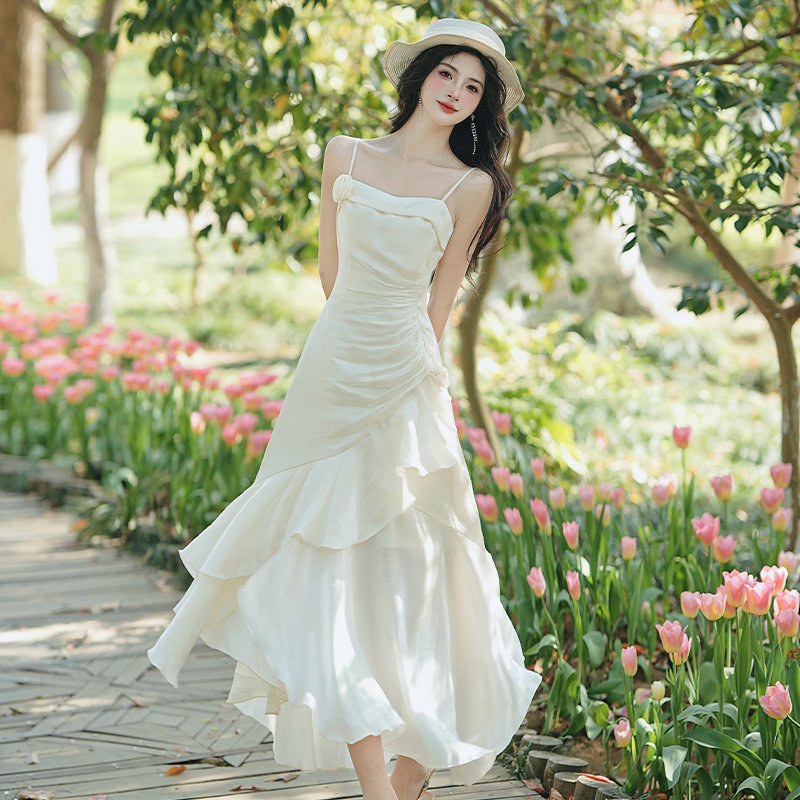 法式不规则独特漂亮吊带连衣裙女