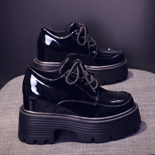 英伦风内增高厚底坡跟小皮鞋坡跟