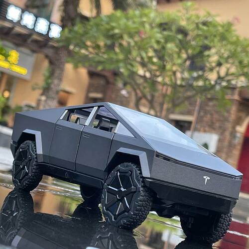 1/24 Tesla Cybertruck Pickup Alloy Car Model Diecast Metal T