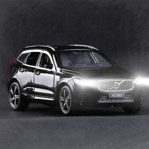1:32 XC60 SUV Off Road Car Metal Toy Car With Sound Light Pu