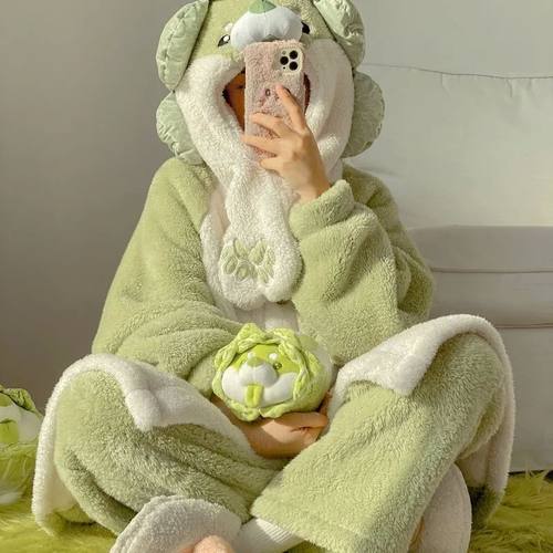 Autumn Winter New Warm Flannel Women's Pajamas Set Long-slee