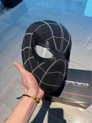 蜘蛛侠头套可动眼睛全电动cos可眨眼面具头盔面罩正版迈尔斯帽子
