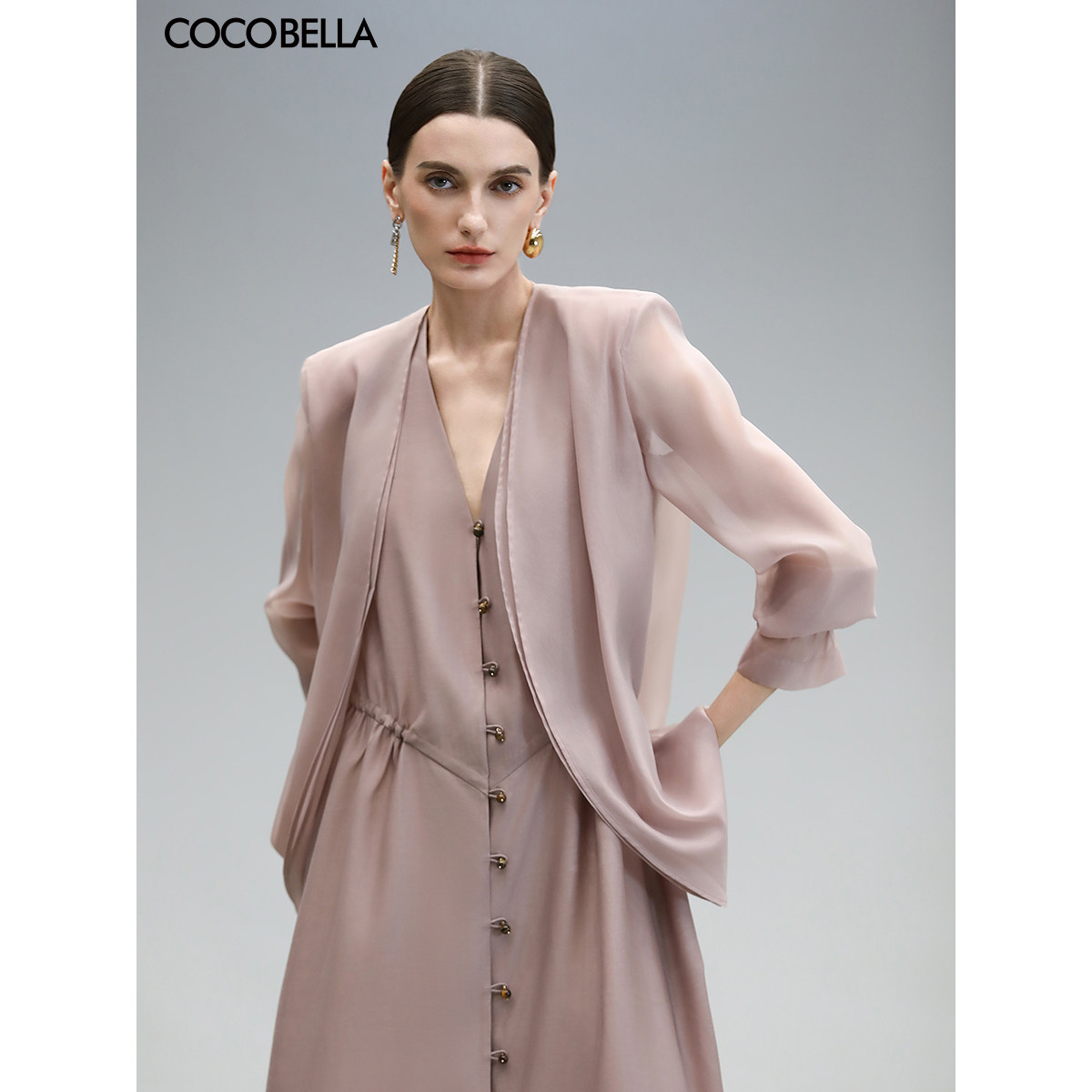 [福利]COCOBELLA微透视粉色外套25新款简约无领西装SI3097-5