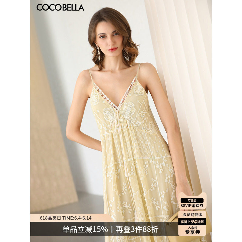 COCOBELLA刺绣炒色流苏连衣裙女度假风蕾丝拼接吊带裙FR0079