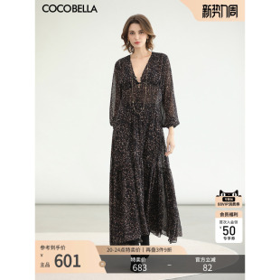 COCOBELLA女人味豹纹V领压褶连衣裙2026春长袖 雪纺长裙FR3245