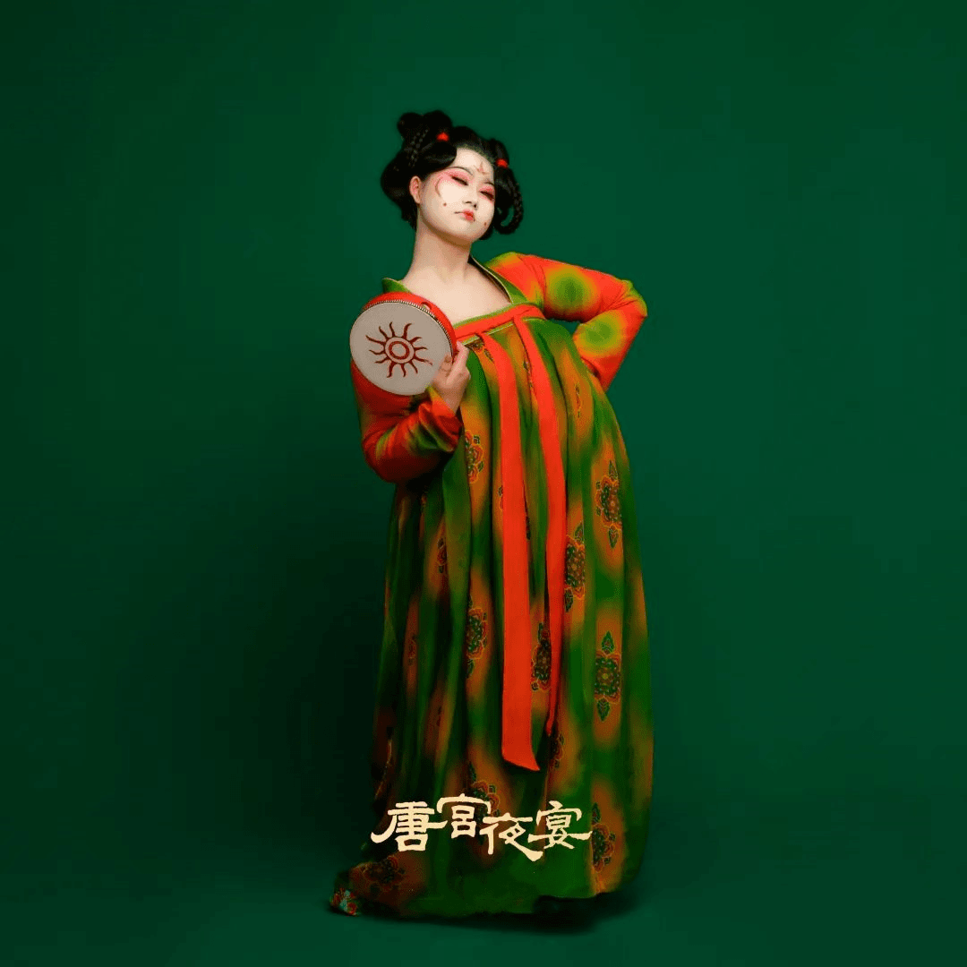 唐宫夜宴汉服襦裙厂家直发