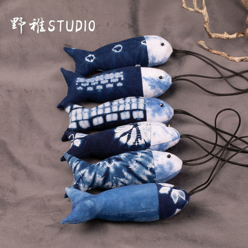 云南大理白族手工扎染精品鱼挂件扎染布艺钥匙扣挂饰云南旅游纪念