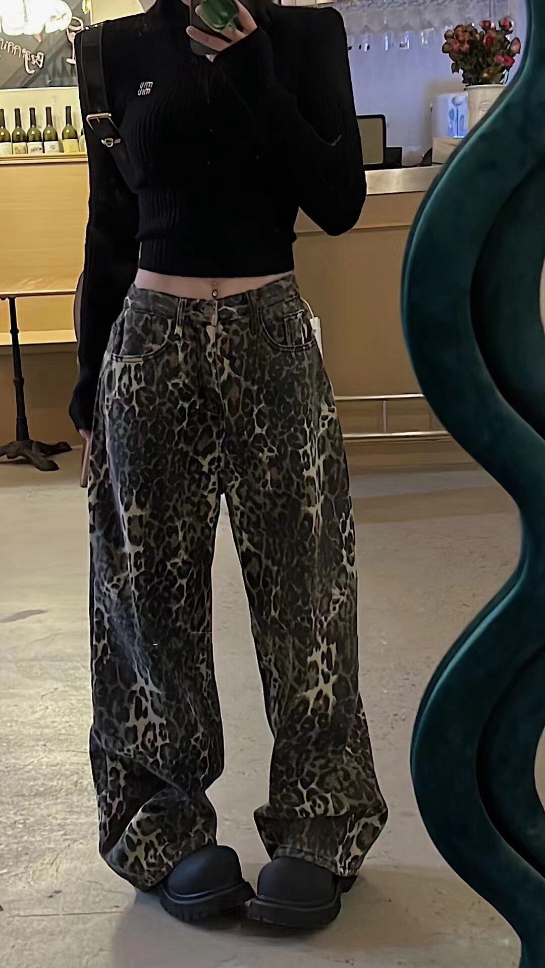 冬季新款加绒豹纹宽松洋气时髦牛仔长裤百搭高腰显瘦阔腿裤女潮