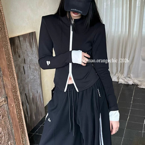 Maomao秋季新款设计感假两件拼接袖双拉链刺绣开衫修身显瘦上衣潮