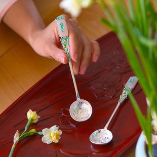 和合大仙人 原创国风新中式复古餐具 天然白玉水仙花珐琅镀银勺子
