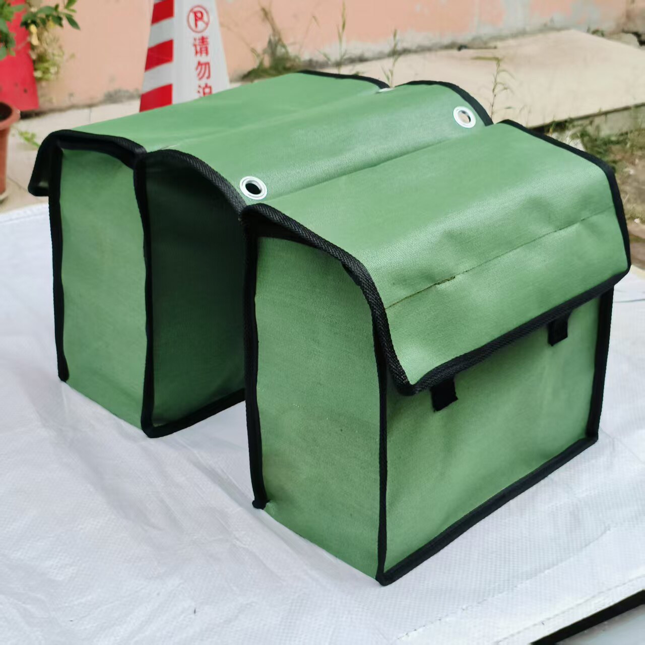 防水驮包帆布结实耐用摩托车后座包侧边包自行车尾包电动车挂包