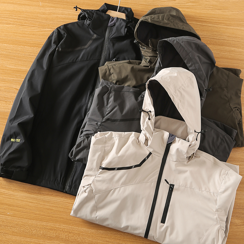可脱卸帽春秋休闲压胶拉链冲锋衣