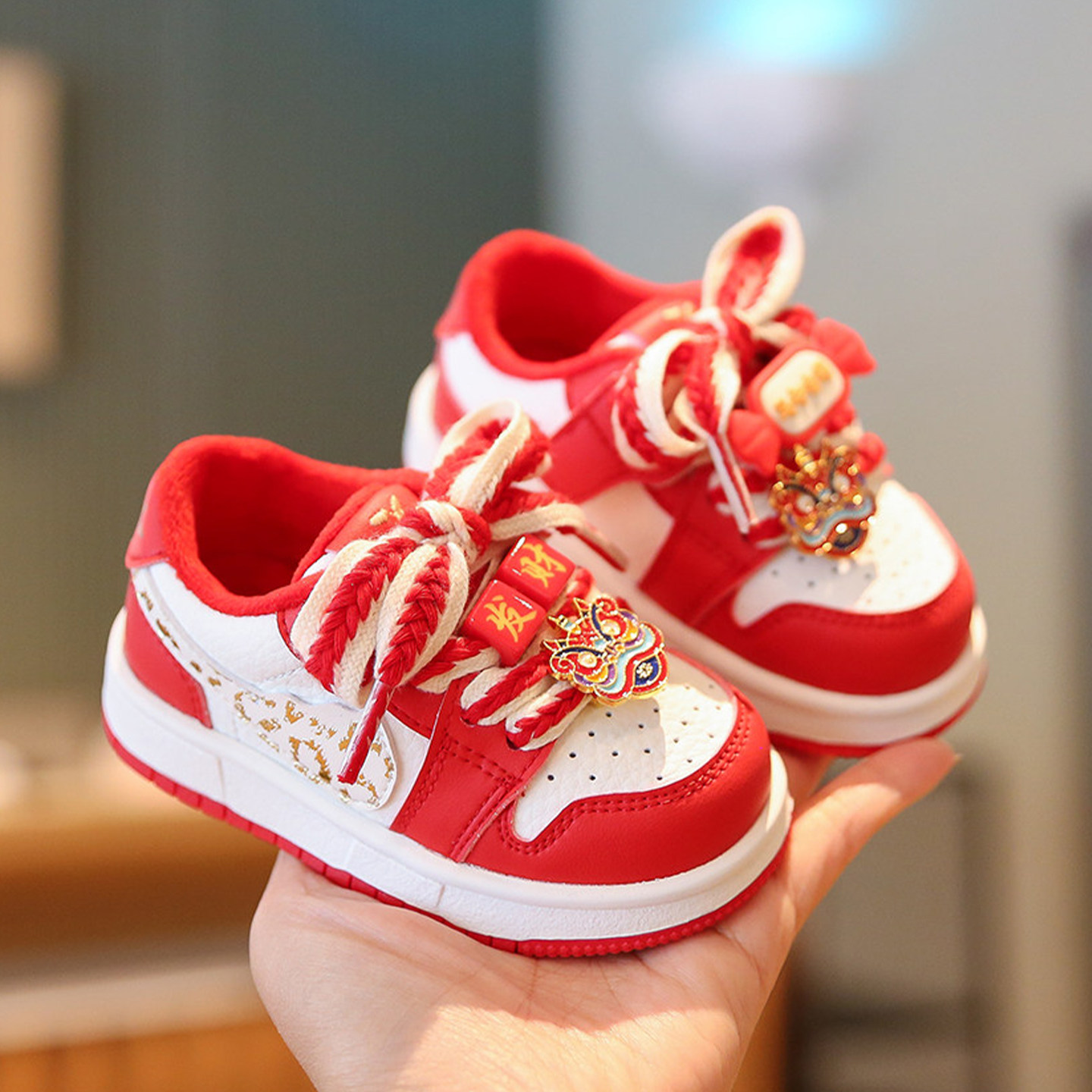 红色新年喜庆男女宝宝鞋子冬季软底婴幼儿学步鞋加绒棉鞋儿童板鞋,童鞋/婴儿鞋/亲子鞋,学步鞋,淘宝优惠券,粉丝福利购,淘宝优惠卷