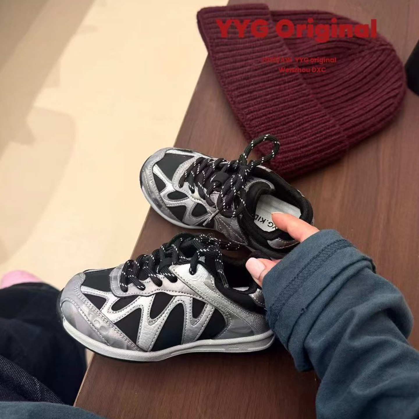 YG儿童德训鞋女童运动鞋轻便跑步软底2025秋冬中大童加绒休闲潮鞋