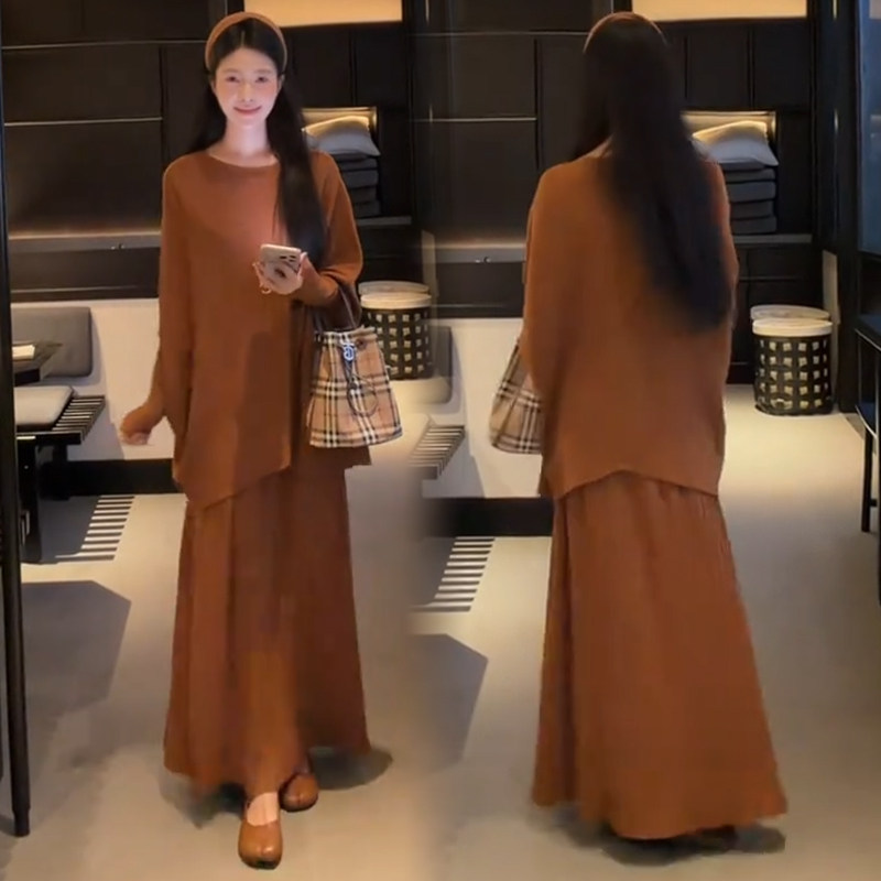 秋季新款蝙蝠袖针织女套装裙