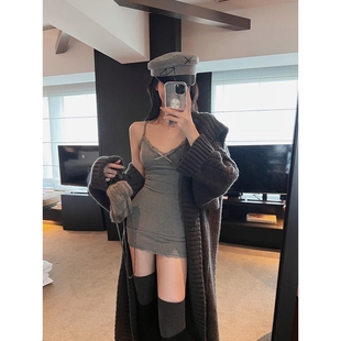 人棉纯欲性感紧身吊带连衣裙女超显身材裙子灰色修身 收腰包臀短裙