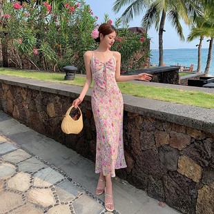 纯欲蕾丝边碎花吊带连衣裙女夏度假风海边沙滩裙辣妹高腰包臀裙子