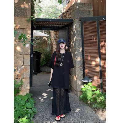 简单大方的蕾丝拼接假两件连衣裙女夏季轻奢高级感休闲慵懒风长裙