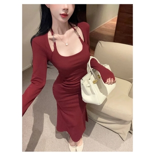 裙子气质紧身包臀鱼尾长裙 收腰修身 棕色挂脖显瘦连衣裙女春季 长袖
