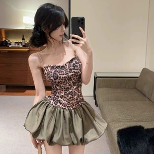 美式 豹纹吊带连衣裙女秋冬鱼骨收腰花苞蓬蓬裙高级感内搭抹胸裙子