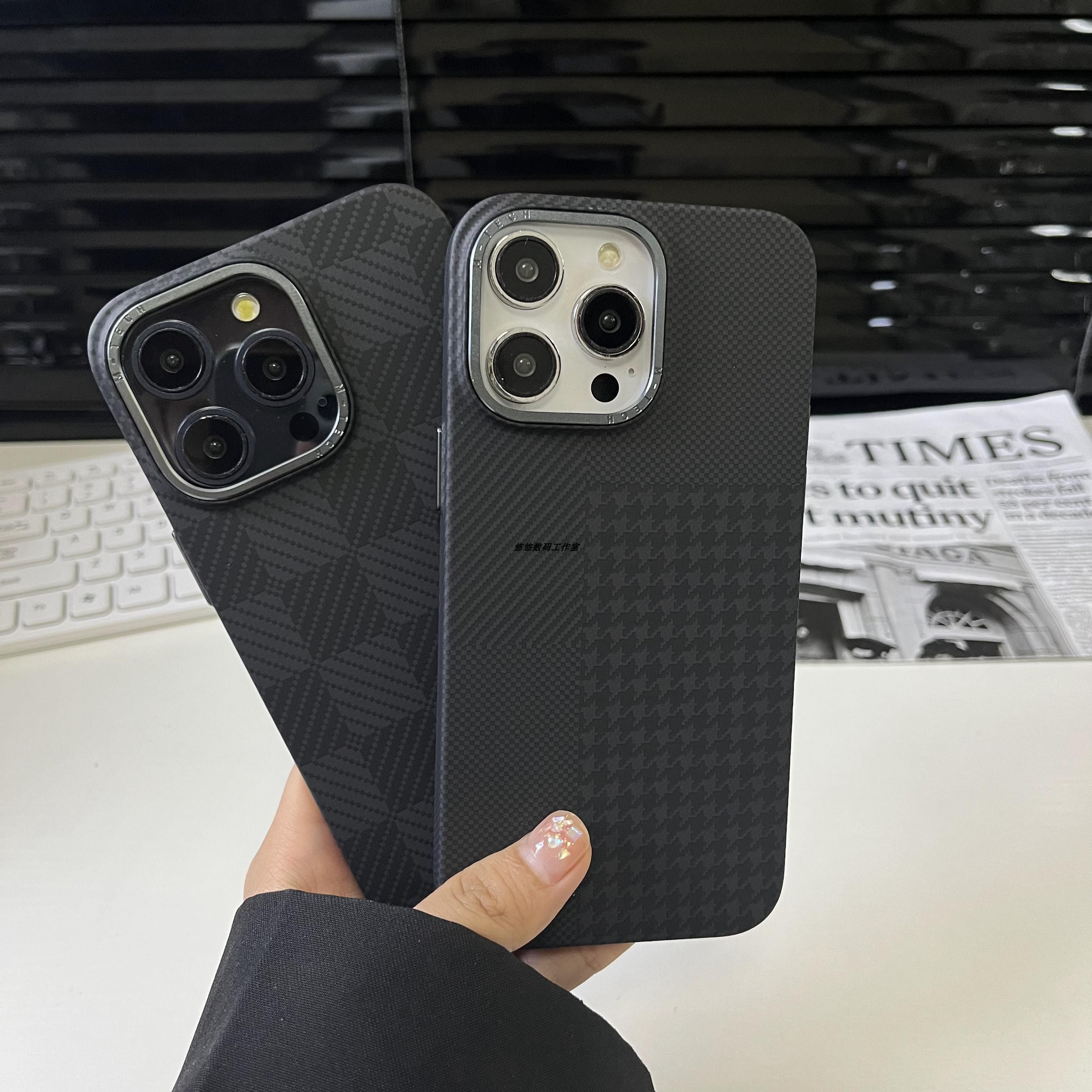 苹果14/15/16系列手机壳千鸟棋格