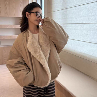 短款外套女冬季2025新款设计感小胡杨慵懒风宽松上衣双面米色