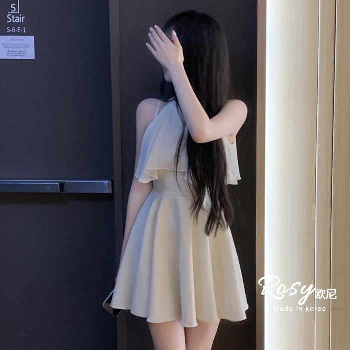 Rose欧尼 韩国代购纯色修身显瘦百搭无袖漏肩斗篷连衣裙女