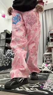亚文化少女粉色迷彩刺绣直筒长裤子高街辣妹酷帅炸街休闲长裤子潮