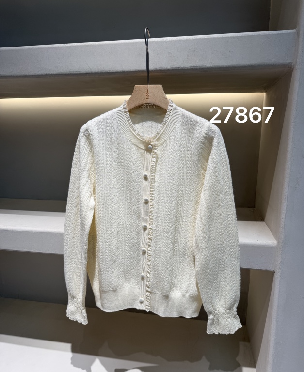 韩系新款蕾丝花边针织开衫女软糯洋气百搭毛衣打底衫上衣M27867