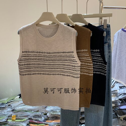 条纹圆领宽松薄款针织马甲女