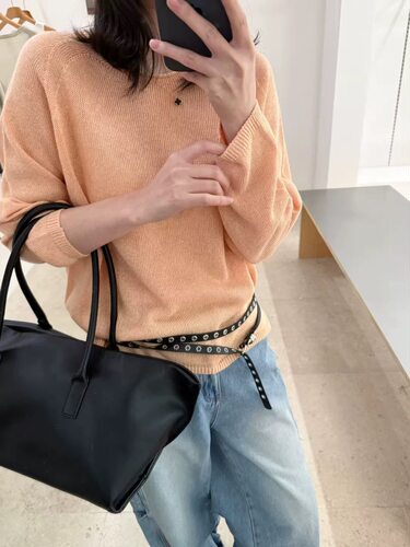 和纸纱圆领宽松显瘦女针织衫
