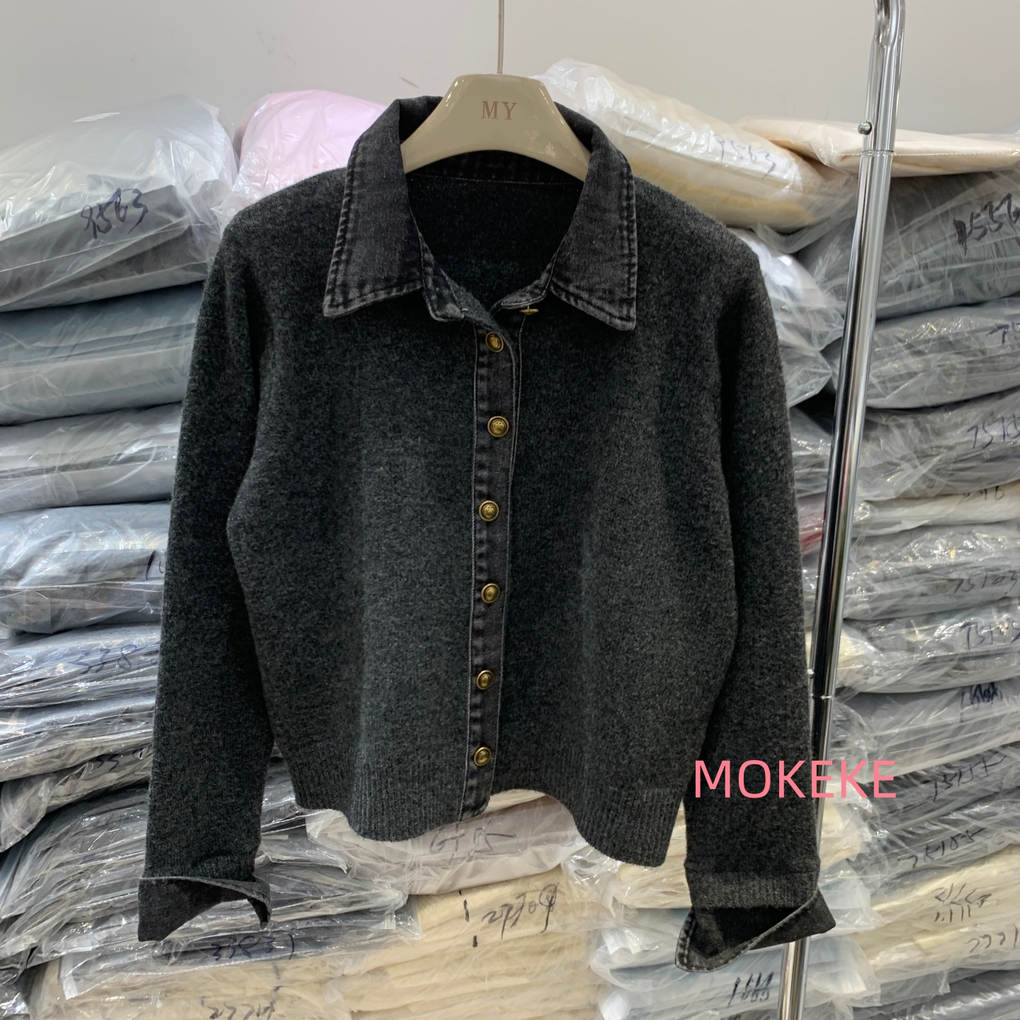 韩版牛仔拼接翻领单排扣针织开衫