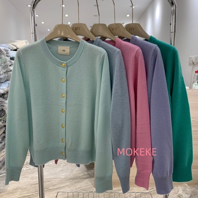 韩系金扣圆领长袖羊毛开衫