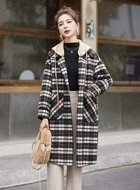 2025秋冬新款洋气显瘦连帽呢子格纹遮肉气质女式毛呢外套 HM8296