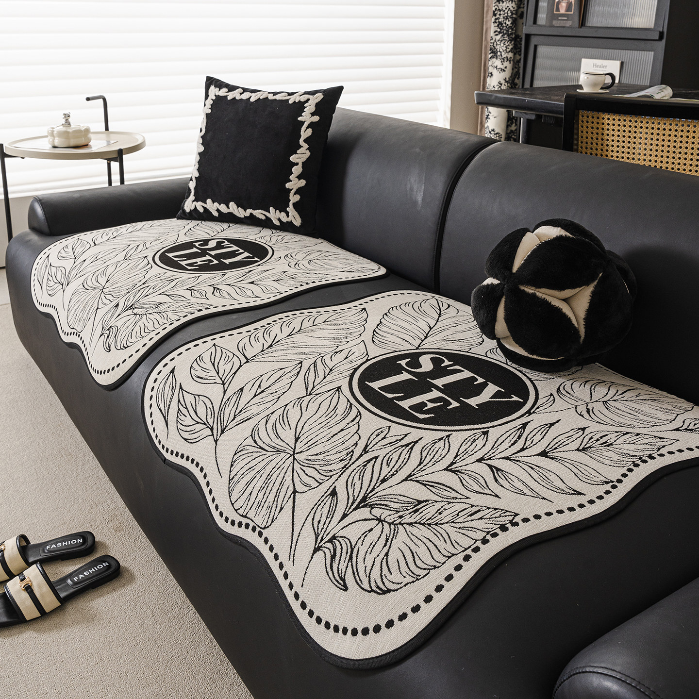 高级感异形皮沙发垫四季通用直排防滑坐垫2025新款秋冬不规则盖布,居家布艺,沙发垫,淘宝优惠券,粉丝福利购,淘宝优惠卷