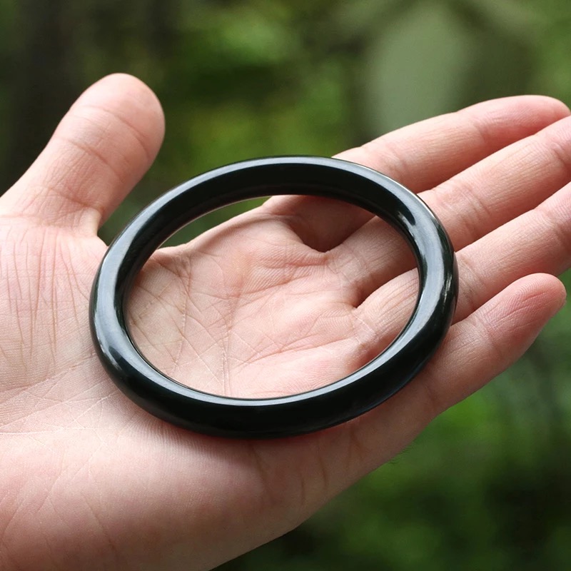 念玉珠宝新疆和田玉圆镯多口径