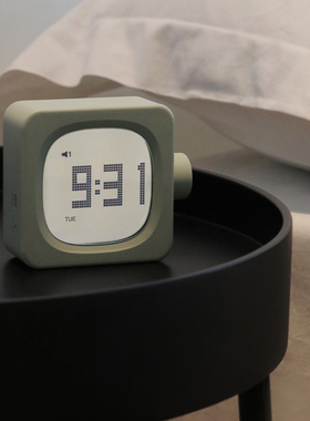 MUID方块小闹钟简约夜光静音床头充电学生用迷你led时钟灯多功能
